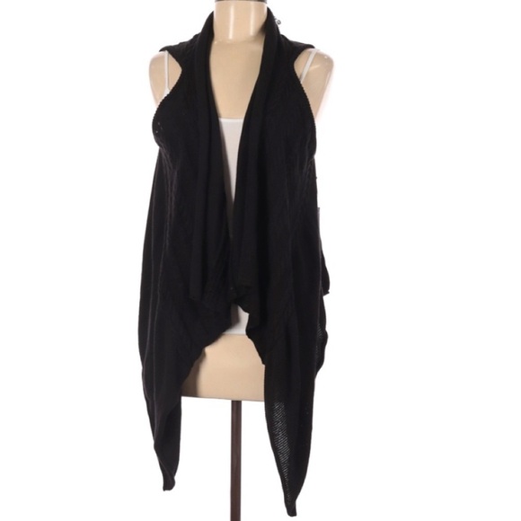 BCBGMAXAZRIA black sleeveless cardigan‎ NWT medium - Picture 1 of 7